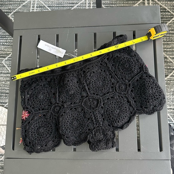 Poupette St. Barth Bobo Crochet Boxer Shorts. - Picture 4 of 9